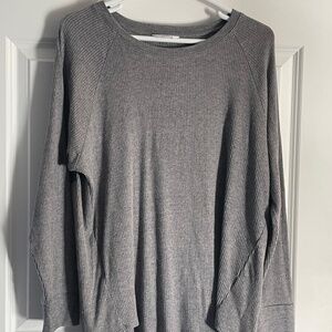 long sleeved gray tunic